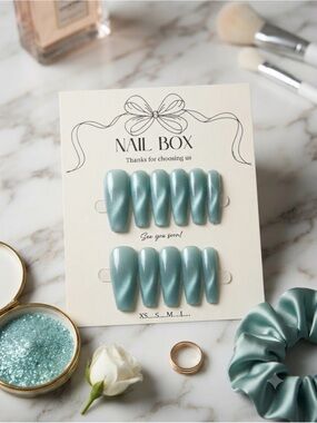 PRESS ON NAILS 💅